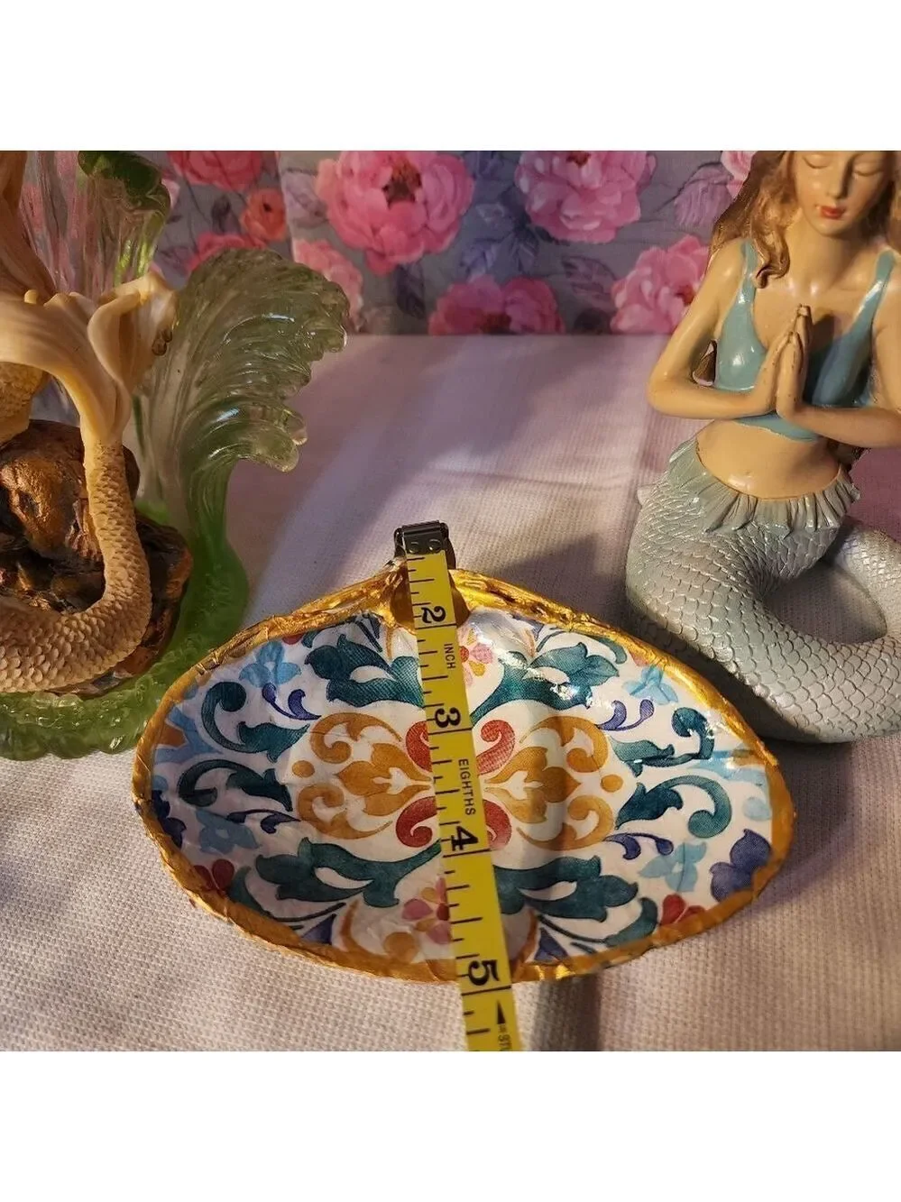 DECOUPAGE CLAM SHELL
